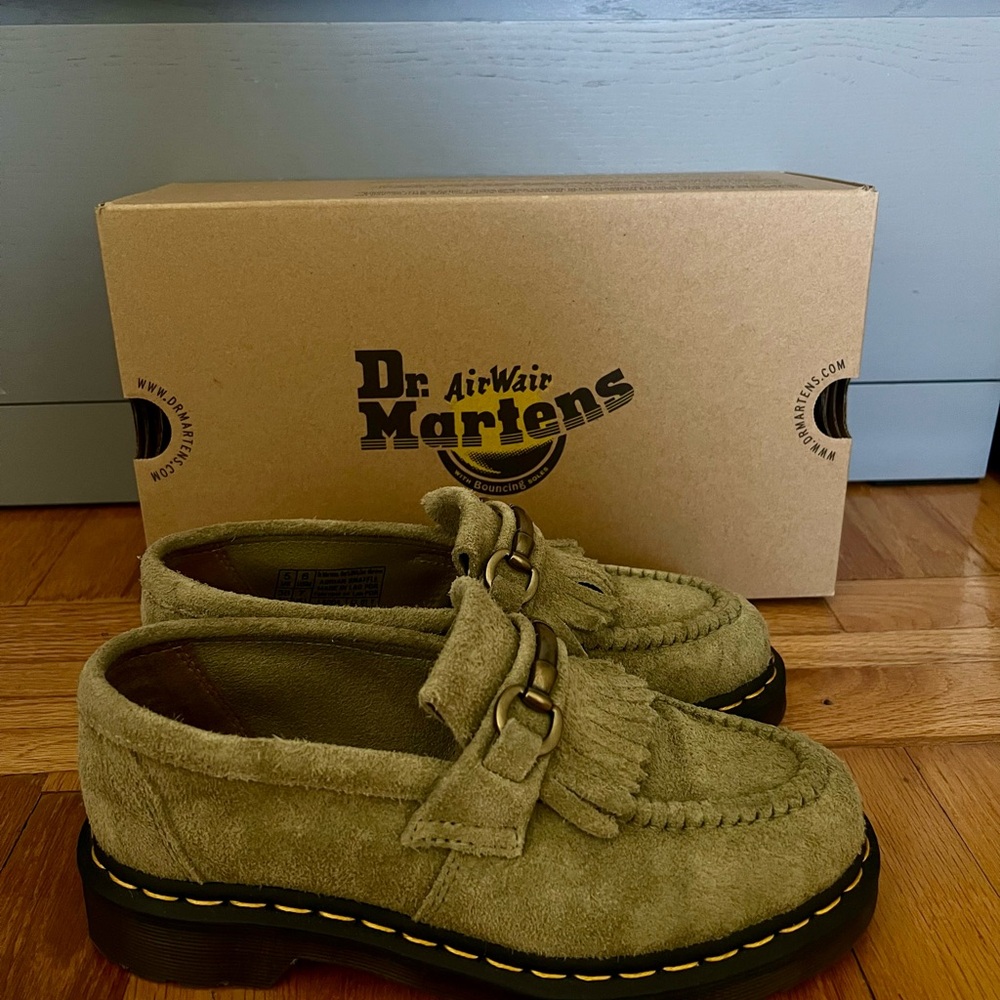 Dr. Martens - Picture 2 of 3